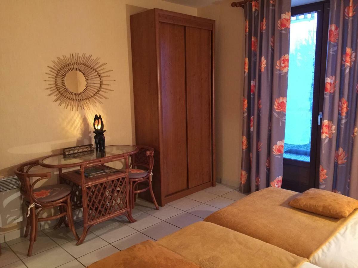 몽티냑 Domaine De Lascaux B&B 외부 사진